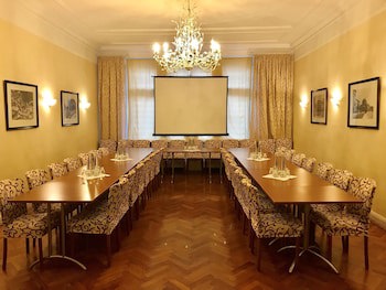 Kurfurst am Kurfurstendamm galeri fotoğrafı