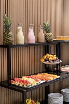 Efe Hotel & Cowork