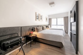 Efe Hotel & Cowork