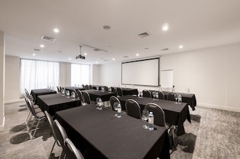 Efe Hotel & Cowork