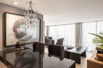 Efe Hotel & Cowork