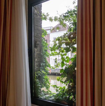 Ghent River Hotel