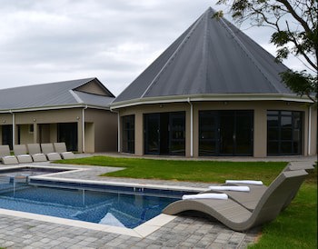 Premier Resort Mpongo Private Game Reserve