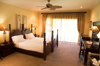 Premier Resort Mpongo Private Game Reserve