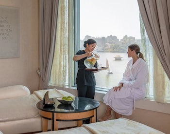 Four Seasons Hotel Cairo At Nile Plaza