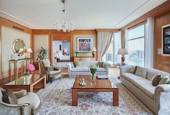 Four Seasons Hotel Cairo At Nile Plaza