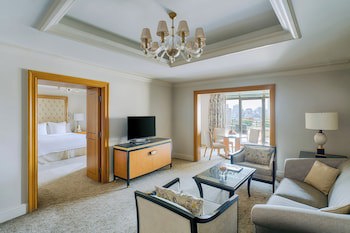 Four Seasons Hotel Cairo At Nile Plaza