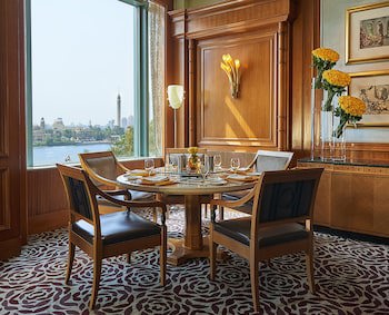 Four Seasons Hotel Cairo At Nile Plaza