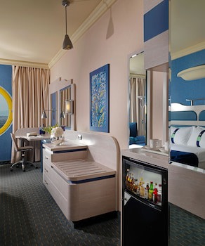 Holiday Inn Athens Attica Av. Airport West by IHG galeri fotoğrafı
