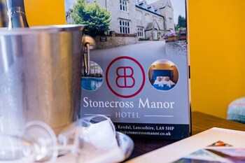 Stonecross Manor Hotel
