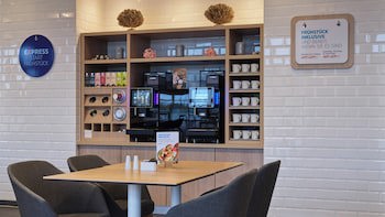 Holiday Inn Express Dusseldorf City North by IHG galeri fotoğrafı