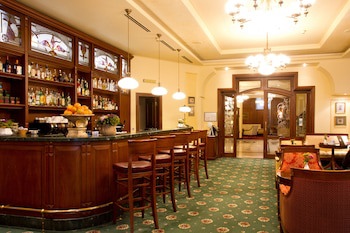 Crystal Palace Boutique Hotel