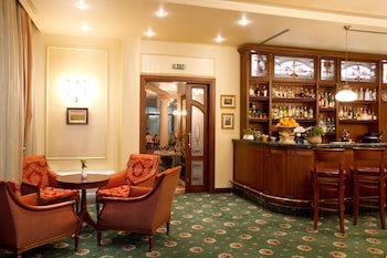 Crystal Palace Boutique Hotel