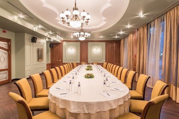 Crystal Palace Boutique Hotel