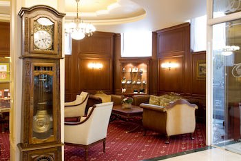 Crystal Palace Boutique Hotel