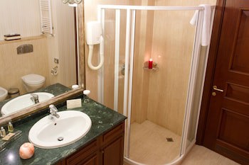 Crystal Palace Boutique Hotel