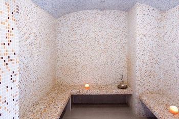 Crystal Palace Boutique Hotel