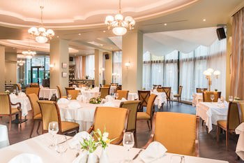 Crystal Palace Boutique Hotel
