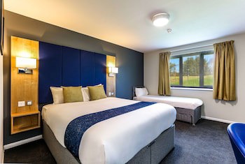 Days Inn By Wyndham Gretna Green M74