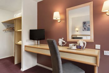 Days Inn By Wyndham Gretna Green M74
