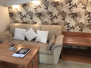 Eney Hotel