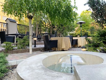 Eney Hotel