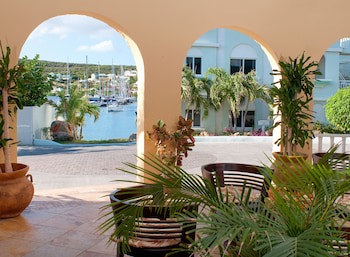 Oyster Bay Beach Resort