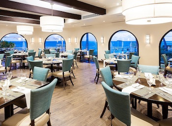 Oyster Bay Beach Resort