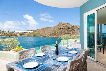 Oyster Bay Beach Resort