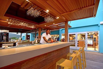Oyster Bay Beach Resort