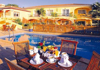 Costa D'oiro Ambiance Village