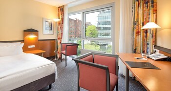 Victor’s Residenz-Hotel Berlin-Tegel galeri fotoğrafı