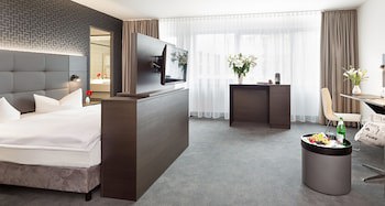 Victor’s Residenz-Hotel Berlin-Tegel galeri fotoğrafı
