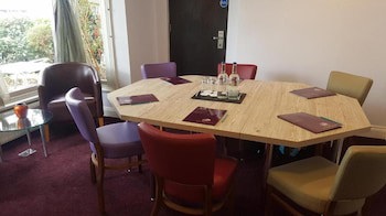 Queensgate Hotel