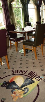 Queensgate Hotel