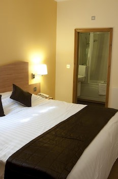 Queensgate Hotel