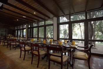 Deer Park Hotel