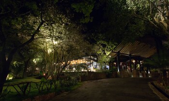 Deer Park Hotel