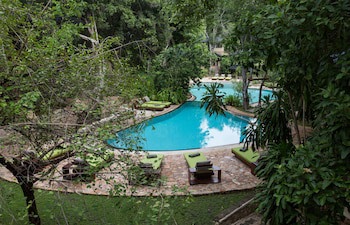 Deer Park Hotel