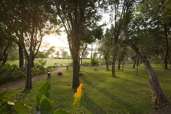 Deer Park Hotel