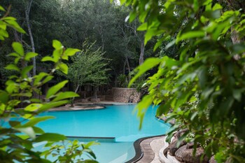 Deer Park Hotel