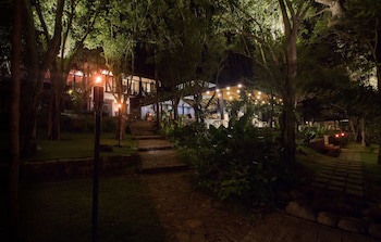 Deer Park Hotel