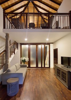 Deer Park Hotel