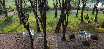 Deer Park Hotel