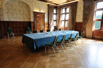 Pendley Manor