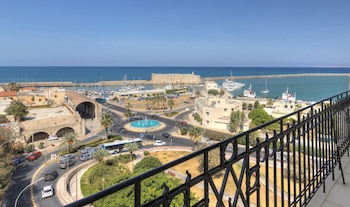 Gdm Megaron Historical Monument Hotel
