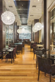 Gdm Megaron Historical Monument Hotel