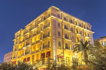 Gdm Megaron Historical Monument Hotel