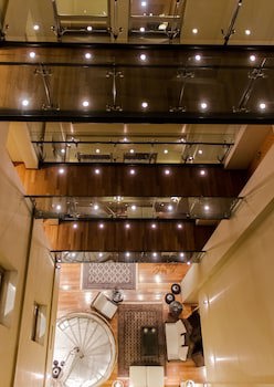 Gdm Megaron Historical Monument Hotel