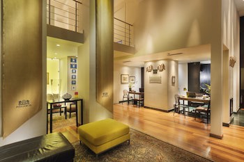 Gdm Megaron Historical Monument Hotel